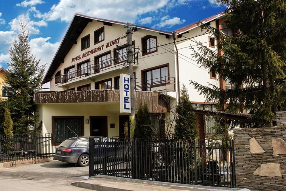 Chalet Minut วาตราดอร์เนย์ ภายนอก รูปภาพ