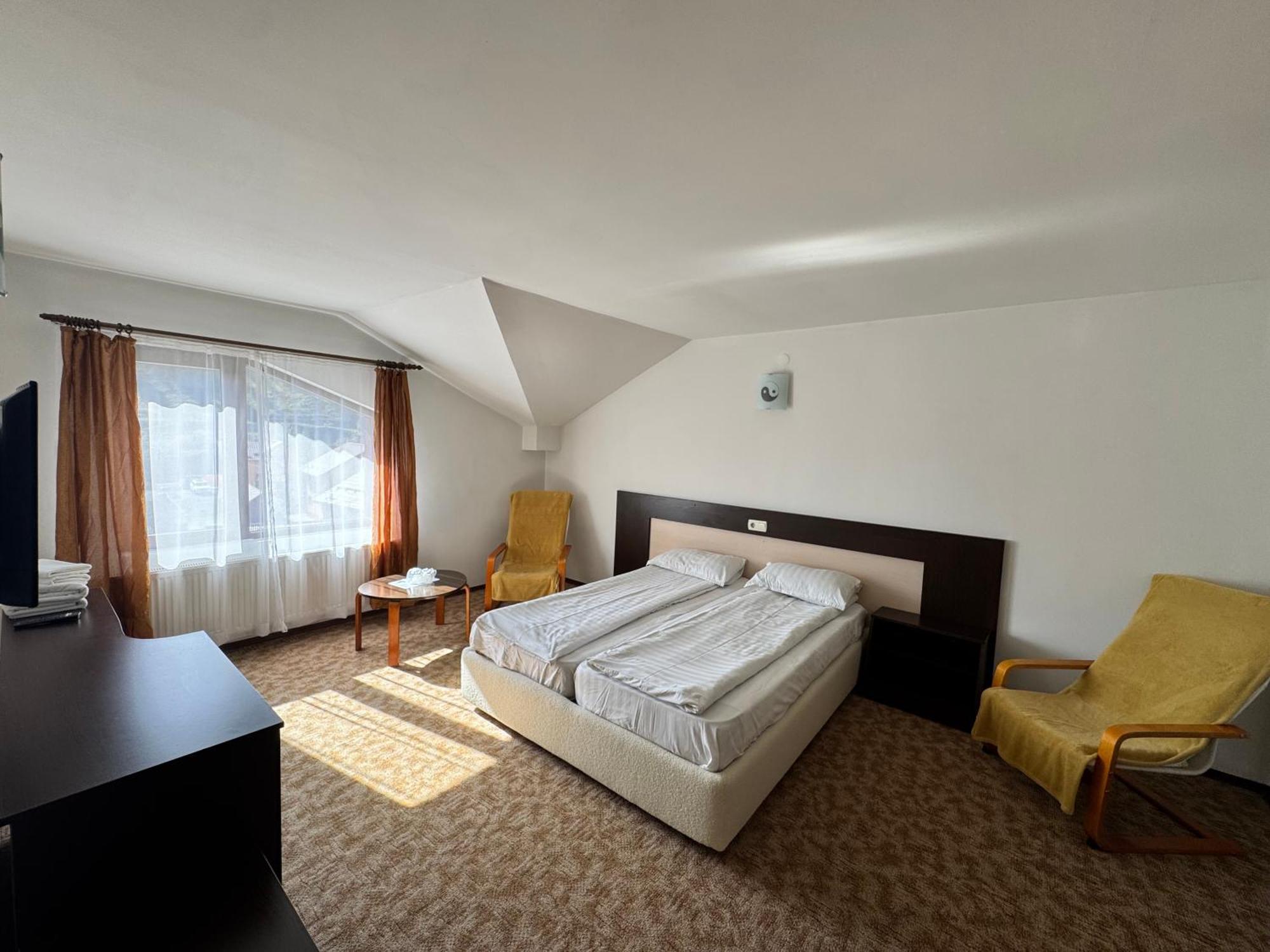 Chalet Minut วาตราดอร์เนย์ ภายนอก รูปภาพ